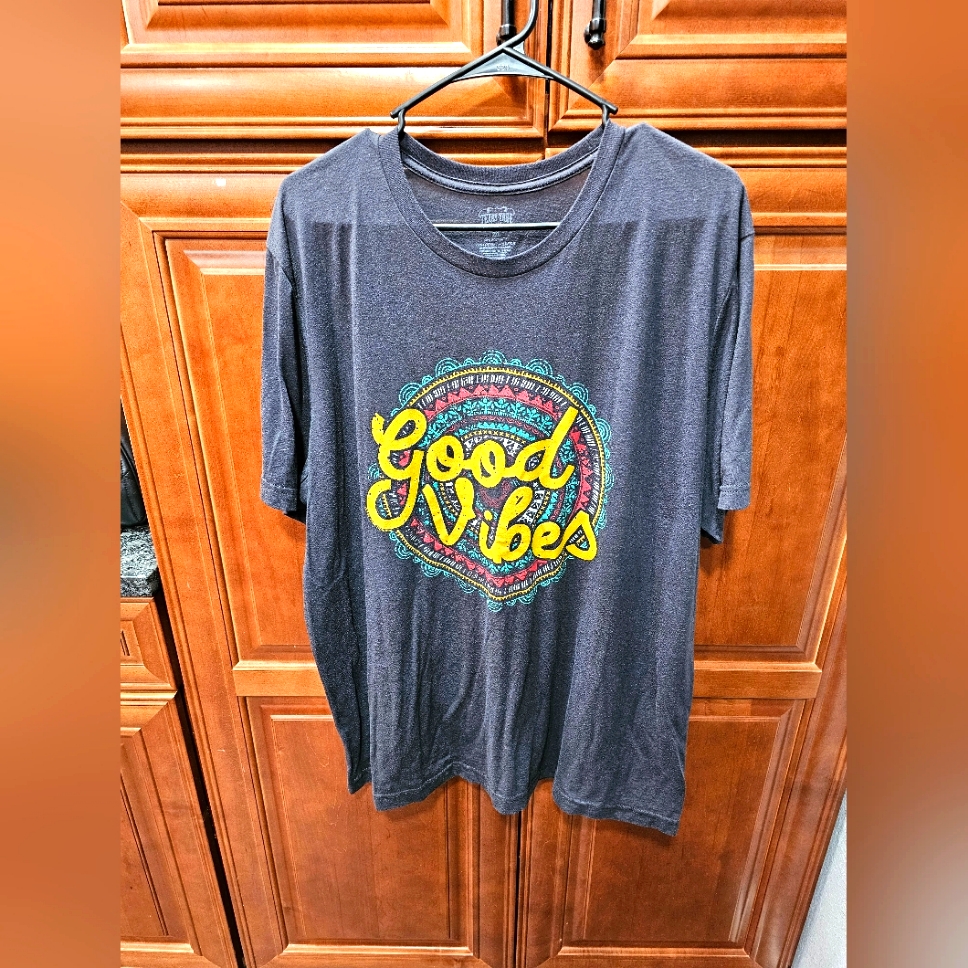 Boutique Graphic Tee 471